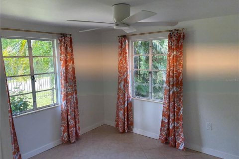 House in Bradenton, Florida 3 bedrooms, 153.66 sq.m. № 2379373 - photo 12