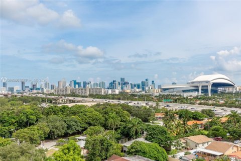 Condo in Miami, Florida, 1 bedroom № 2072087