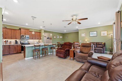 Villa ou maison à vendre à Ocala, Floride: 3 chambres, 181.44 m2 № 2126435 - photo 4