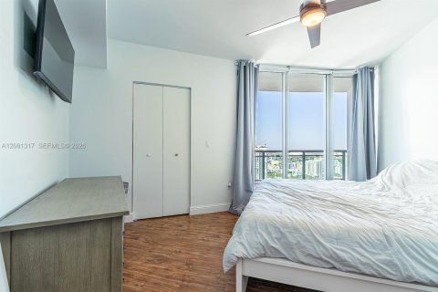 Copropriété à louer à Miami, Floride: 2 chambres, 86.86 m2 № 2344253 - photo 17
