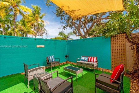 Propiedad comercial en venta en Hollywood, Florida, 224.08 m2 № 2031812 - foto 19