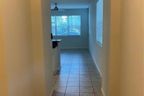 Adosado en venta en Kissimmee, Florida, 4 dormitorios, 165.55 m2 № 2109768 - foto 3