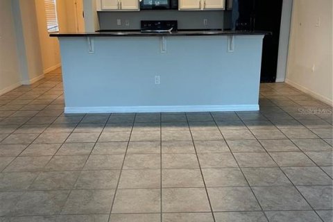 Adosado en venta en Kissimmee, Florida, 4 dormitorios, 165.55 m2 № 2109768 - foto 5