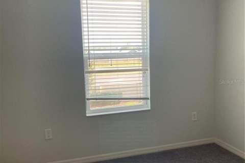 Adosado en venta en Kissimmee, Florida, 4 dormitorios, 165.55 m2 № 2109768 - foto 9