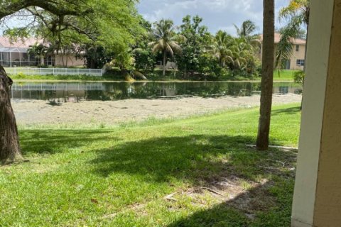 Condominio en alquiler en Pembroke Pines, Florida, 2 dormitorios, 94.39 m2 № 2084051 - foto 12