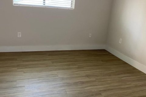 Condominio en alquiler en Pembroke Pines, Florida, 2 dormitorios, 94.39 m2 № 2084051 - foto 5