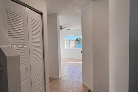 Touwnhouse à louer à Miami, Floride: 3 chambres, 135.82 m2 № 2286532 - photo 15