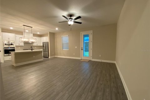 Villa ou maison à louer à Kissimmee, Floride: 4 chambres, 168.8 m2 № 2389260 - photo 8