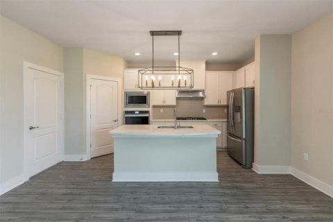 Villa ou maison à louer à Kissimmee, Floride: 4 chambres, 168.8 m2 № 2389260 - photo 9