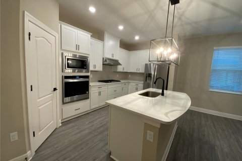 Villa ou maison à louer à Kissimmee, Floride: 4 chambres, 168.8 m2 № 2389260 - photo 14