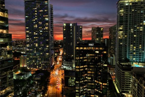 Купить кондоминиум в Майами, Флорида 3 спальни, 114.46м2, № 2068531 - фото 26