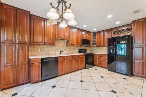 Condo in Maitland, Florida, 3 bedrooms № 2324872 - photo 8