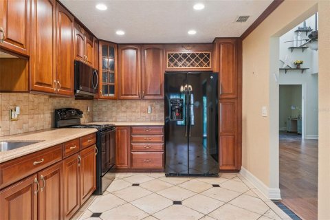 Condo in Maitland, Florida, 3 bedrooms № 2324872 - photo 9