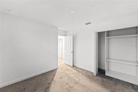 Casa en venta en Orlando, Florida, 5 dormitorios, 227.8 m2 № 1566834 - foto 13