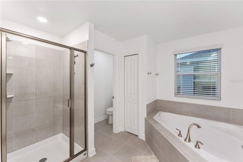 Casa en venta en Orlando, Florida, 5 dormitorios, 227.8 m2 № 1566834 - foto 25