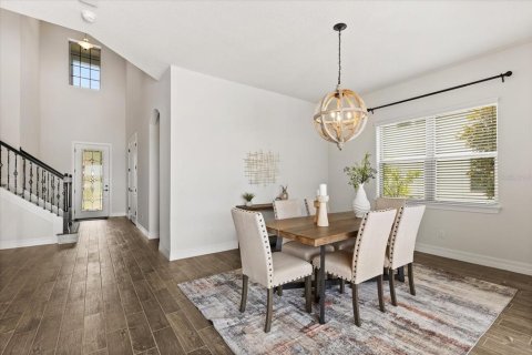 House in Orlando, Florida 4 bedrooms, 321.53 sq.m. № 1844520 - photo 11