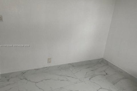 House in Tamarac, Florida 2 bedrooms, 93.65 sq.m. № 2042192 - photo 29