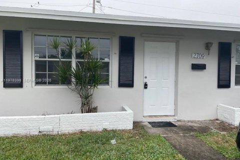 House in Tamarac, Florida 2 bedrooms, 93.65 sq.m. № 2042192 - photo 28