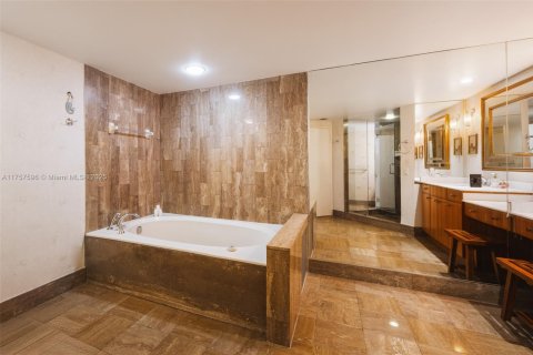 Купить кондоминиум в Майами, Флорида 2 спальни, 176.05м2, № 1505921 - фото 14