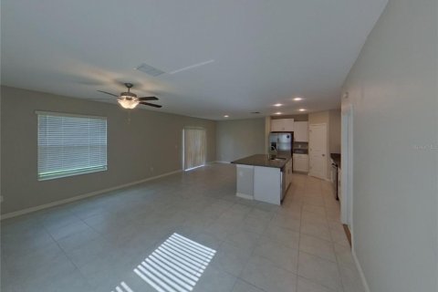 Casa en alquiler en Riverview, Florida, 4 dormitorios, 177.81 m2 № 1866164 - foto 3
