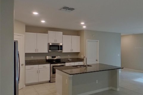 Casa en alquiler en Riverview, Florida, 4 dormitorios, 177.81 m2 № 1866164 - foto 6