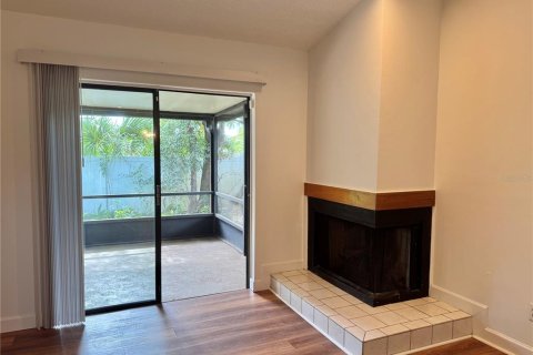 Touwnhouse à vendre à Orlando, Floride: 2 chambres, 120.49 m2 № 1898999 - photo 9