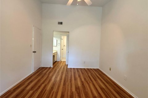 Touwnhouse à vendre à Orlando, Floride: 2 chambres, 120.49 m2 № 1898999 - photo 12