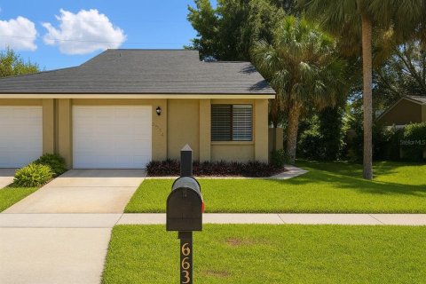 Touwnhouse à vendre à Orlando, Floride: 2 chambres, 120.49 m2 № 1898999 - photo 1