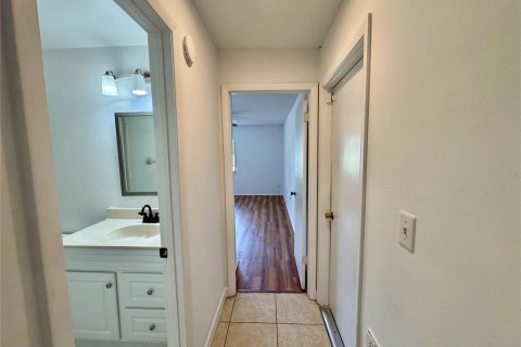 Touwnhouse à vendre à Orlando, Floride: 2 chambres, 120.49 m2 № 1898999 - photo 18