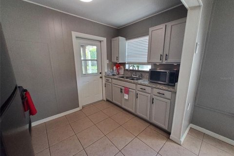 House in Plant City, Florida 2 bedrooms, 62.43 sq.m. № 1787861 - photo 22