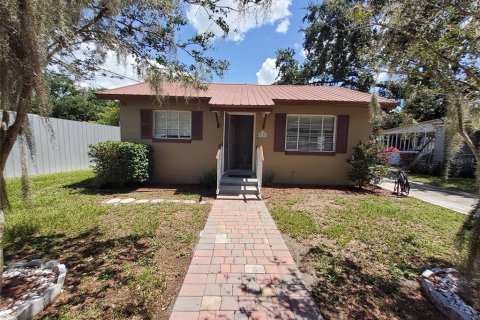 House in Plant City, Florida 2 bedrooms, 62.43 sq.m. № 1787861 - photo 1