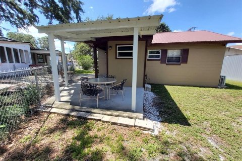 House in Plant City, Florida 2 bedrooms, 62.43 sq.m. № 1787861 - photo 5