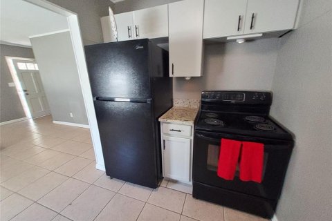 House in Plant City, Florida 2 bedrooms, 62.43 sq.m. № 1787861 - photo 14