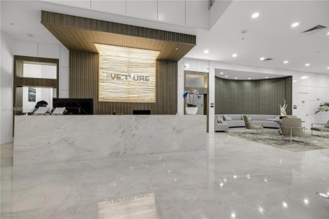 Copropriété à vendre à Aventura, Floride: 1 chambre, 78.13 m2 № 1956807 - photo 1