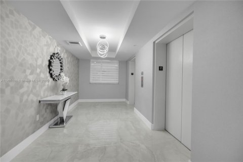 Copropriété à vendre à Aventura, Floride: 1 chambre, 78.13 m2 № 1956807 - photo 17