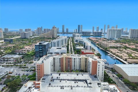 Copropriété à vendre à Aventura, Floride: 1 chambre, 78.13 m2 № 1956807 - photo 28