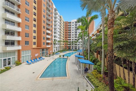 Copropriété à vendre à Aventura, Floride: 1 chambre, 78.13 m2 № 1956807 - photo 19