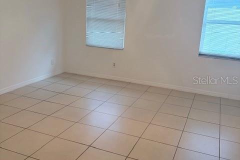Villa ou maison à louer à Orlando, Floride: 3 chambres, 187.66 m2 № 2406256 - photo 11