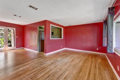 Villa ou maison à vendre à Orlando, Floride: 3 chambres, 102.19 m2 № 2398804 - photo 3