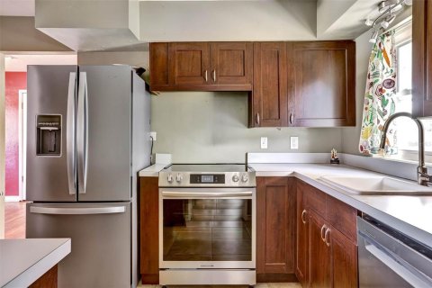 Villa ou maison à vendre à Orlando, Floride: 3 chambres, 102.19 m2 № 2398804 - photo 8