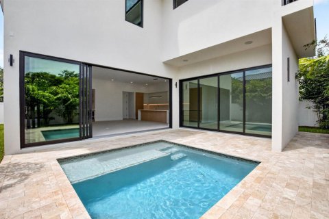 House in Delray Beach, Florida 3 bedrooms, 299.42 sq.m. № 2392140 - photo 26
