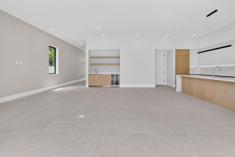 House in Delray Beach, Florida 3 bedrooms, 299.42 sq.m. № 2392140 - photo 5