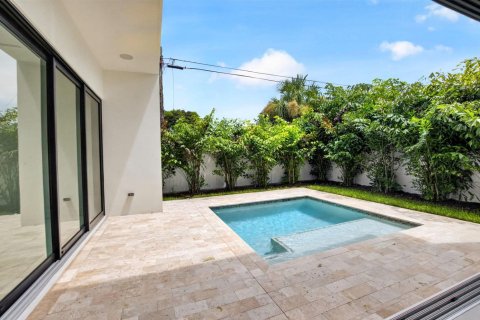 House in Delray Beach, Florida 3 bedrooms, 299.42 sq.m. № 2392140 - photo 22