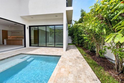 House in Delray Beach, Florida 3 bedrooms, 299.42 sq.m. № 2392140 - photo 30