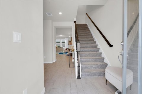 Townhouse in Orlando, Florida 4 bedrooms, 168.06 sq.m. № 1749537 - photo 5