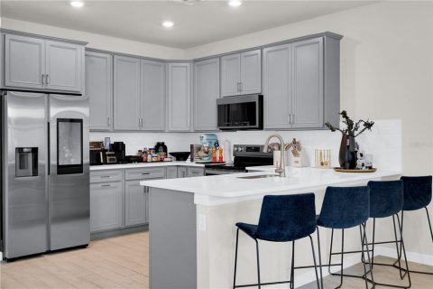 Townhouse in Orlando, Florida 4 bedrooms, 168.06 sq.m. № 1749537 - photo 9