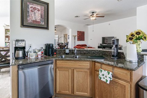 House in San Antonio, Florida 2 bedrooms, 138.33 sq.m. № 2105798 - photo 12
