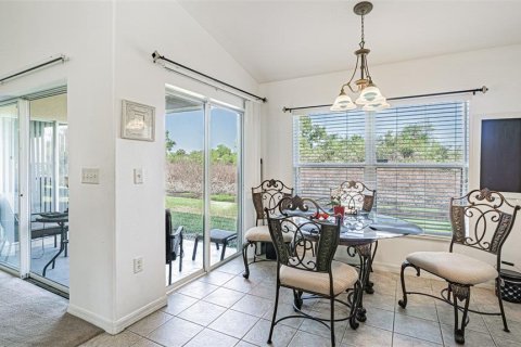 House in San Antonio, Florida 2 bedrooms, 138.33 sq.m. № 2105798 - photo 9