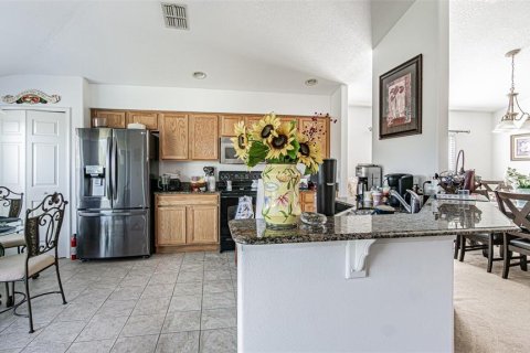 House in San Antonio, Florida 2 bedrooms, 138.33 sq.m. № 2105798 - photo 11