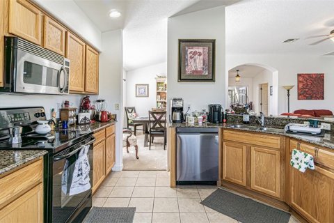 House in San Antonio, Florida 2 bedrooms, 138.33 sq.m. № 2105798 - photo 10